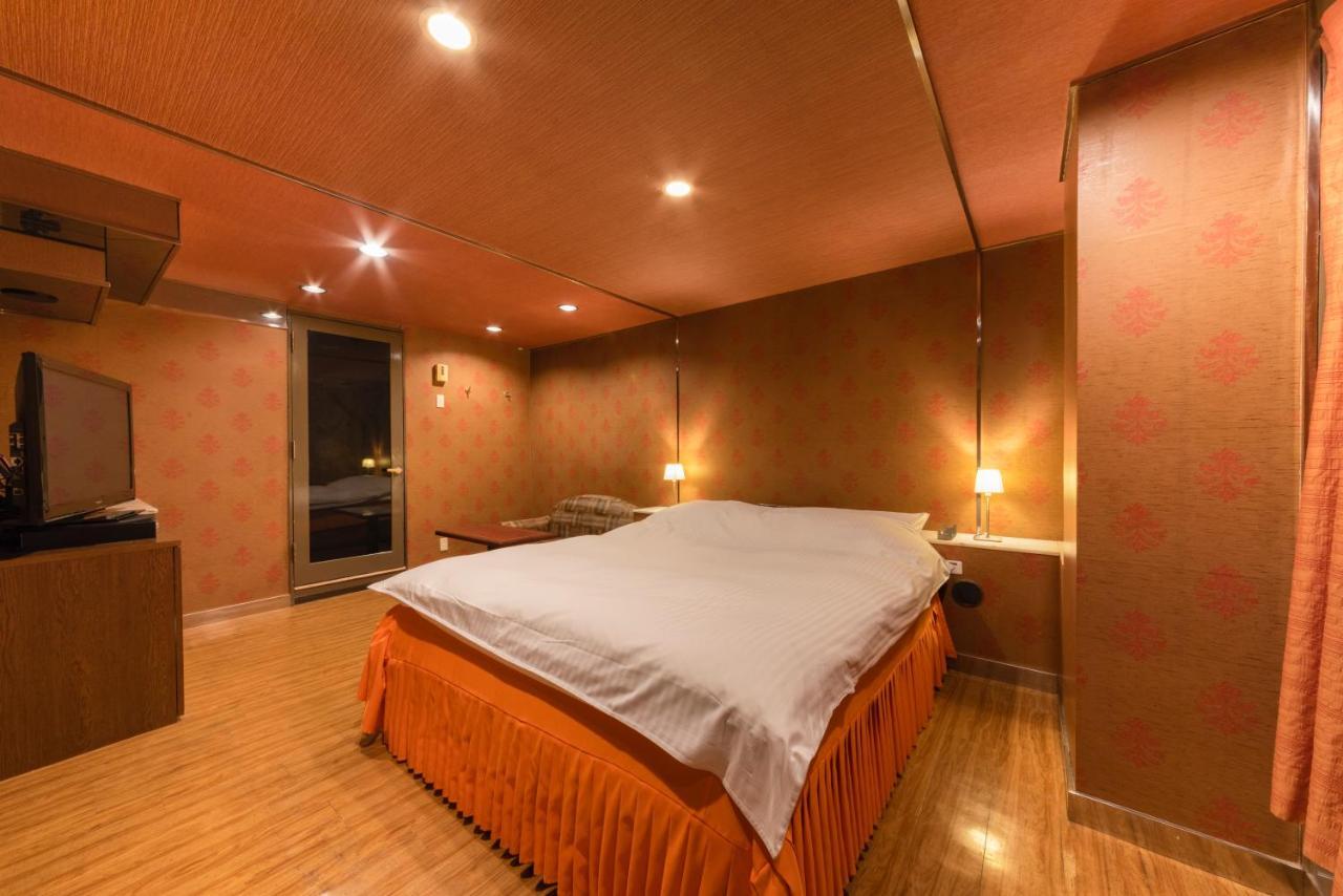 Hotel Chapel Story Sakaihigashi (Adults Only) Sakai  Exteriör bild