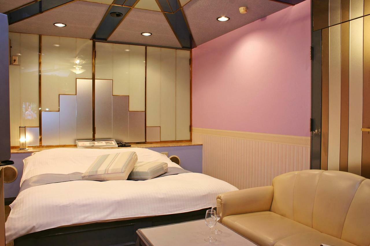 Hotel Chapel Story Sakaihigashi (Adults Only) Sakai  Exteriör bild